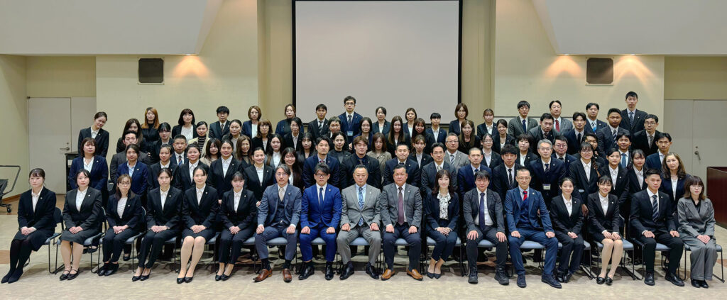 株式会社アース集合写真