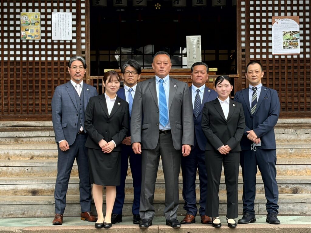 
2026年4月1日株式会社アース入社式｜尾山神社