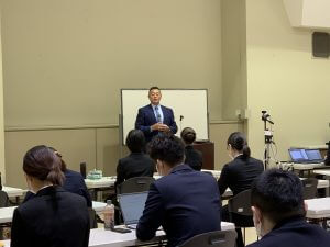 株式会社アース