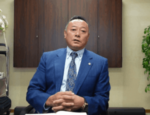 アースグループの全体朝礼