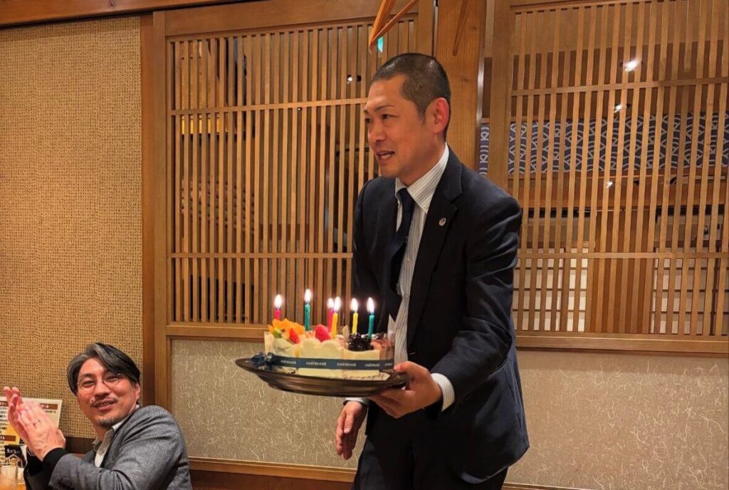 アースグループ　誕生日会