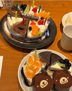 アースグループ　誕生日会