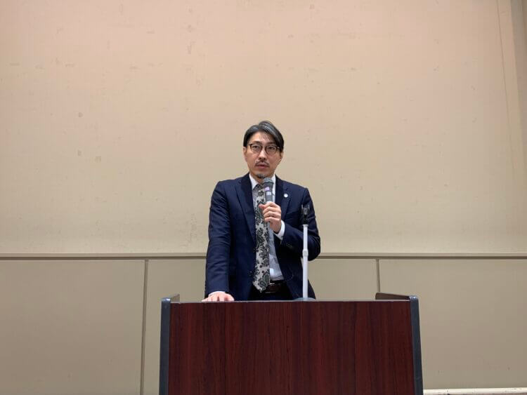 株式会社アース