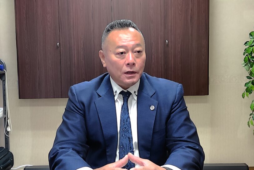 株式会社アース代表取締役社長河端徽岳
