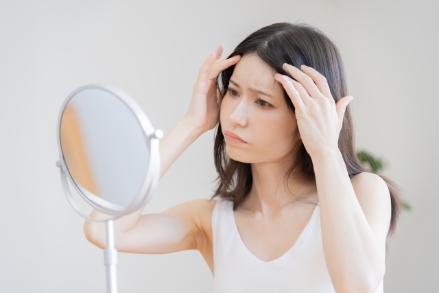 女性の薄毛と遺伝の関係性