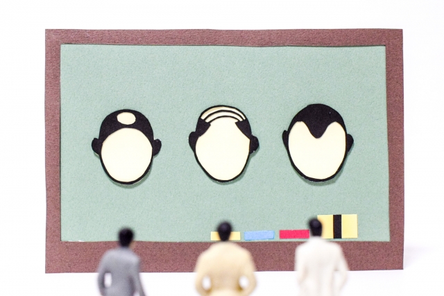 AGA治療を「しないほうがいい人」と「したほうがいい人」