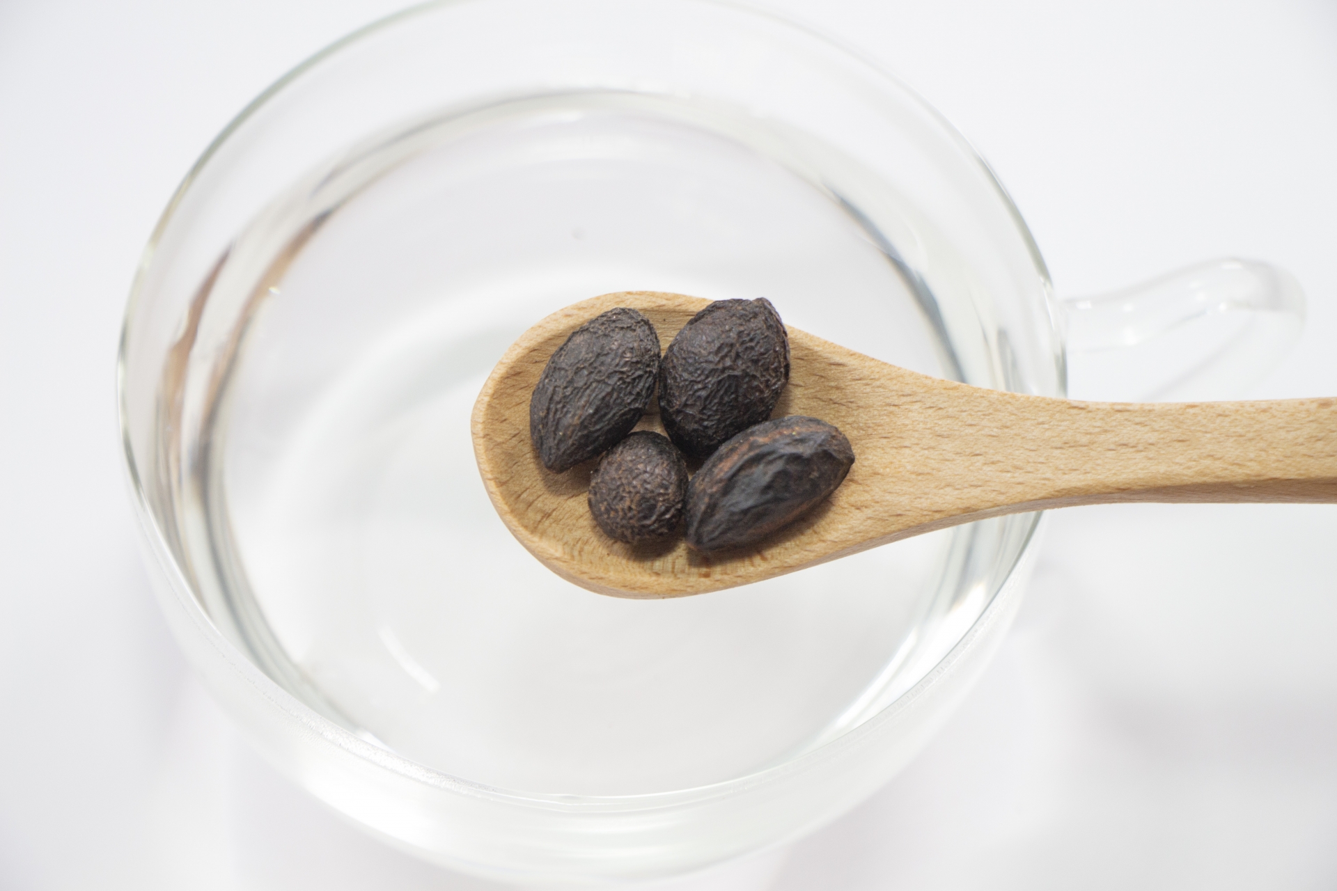 ノコギリヤシは本当に薄毛予防に効く？効果・副作用・上手な取り入れ方を解説