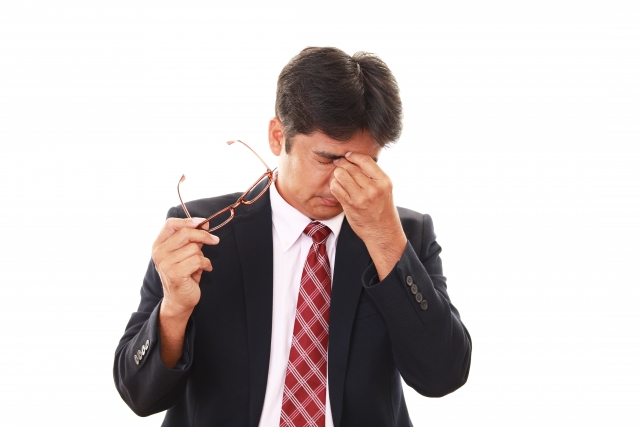 眼精疲労が原因で直接薄毛になることは少ない
