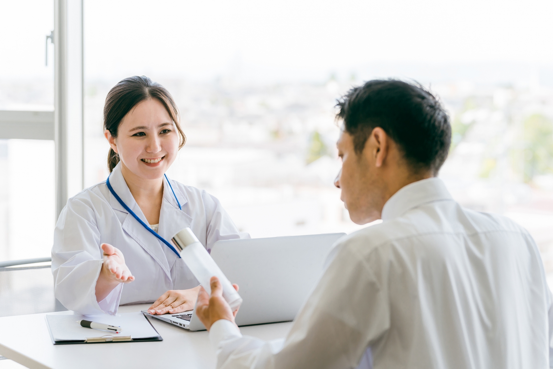 ミノキシジルは生え際に効く？M字への効果・使い方・注意点を徹底解説