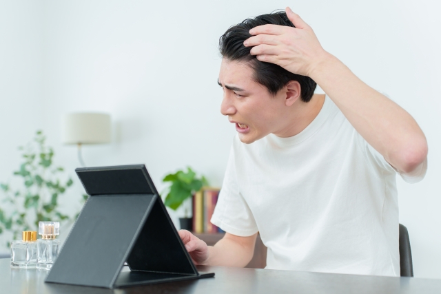 白髪と薄毛が同時に気になる原因